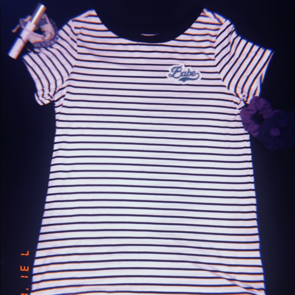 Stripped Babe Tee Shirt 🌴